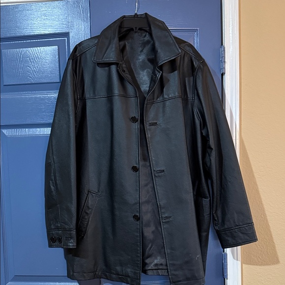 Men's Classic Black Trench Coat - Picture 1 of 4